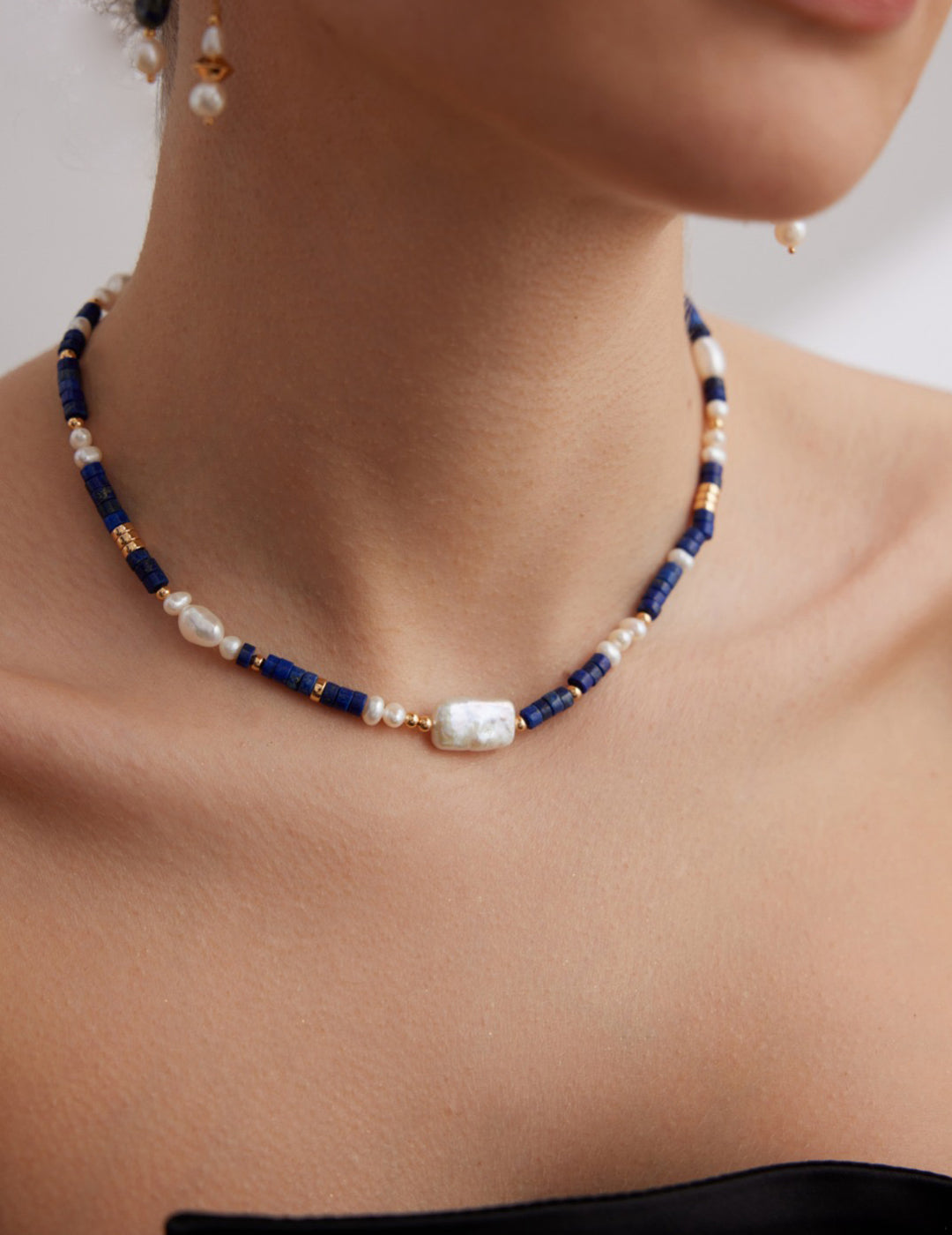 Collier de perles Saphirine